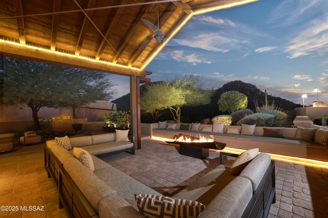 13781 N Old Ranch House Road, Marana, AZ 85658