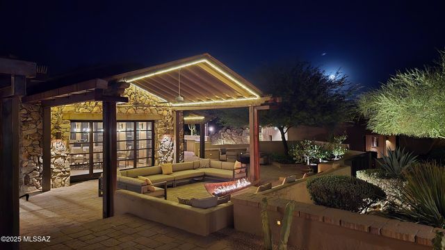 13781 N Old Ranch House Road, Marana, AZ 85658