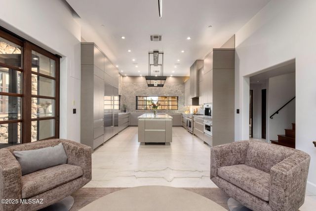 13781 N Old Ranch House Road, Marana, AZ 85658