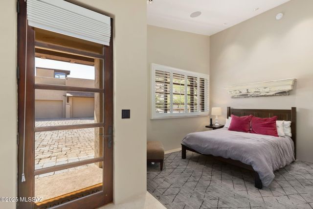 13781 N Old Ranch House Road, Marana, AZ 85658