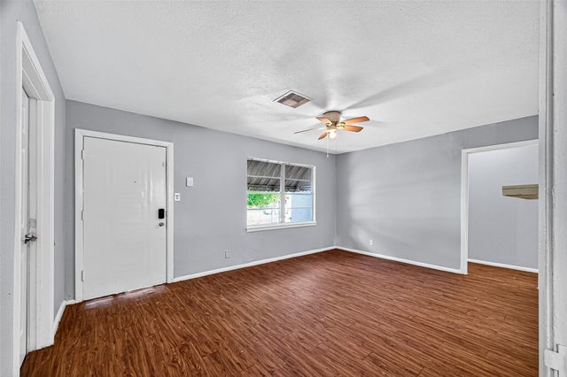 10106 Sierra Drive, Houston, TX 77051
