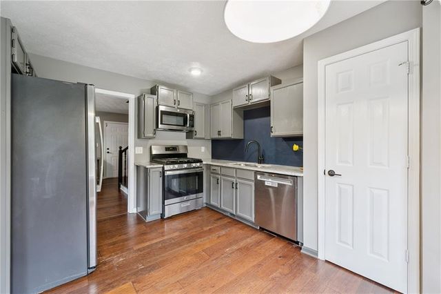 8020 Estee Drive, Cumming, GA 30028