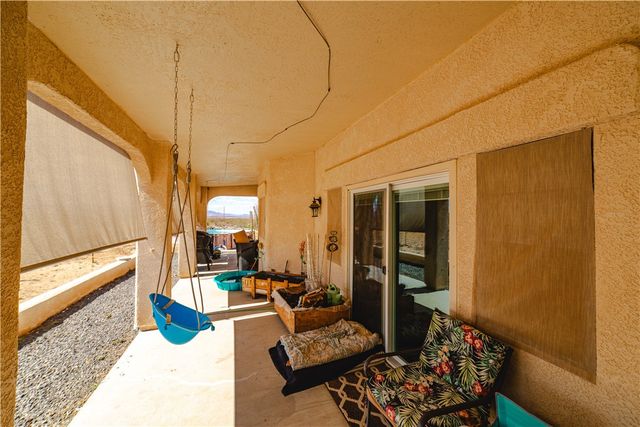 2120 W Billionaire Lane, Yucca, AZ 86438