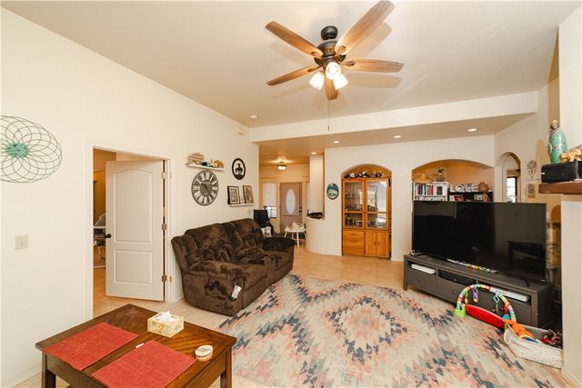 2120 W Billionaire Lane, Yucca, AZ 86438