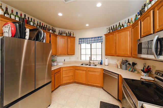 2120 W Billionaire Lane, Yucca, AZ 86438