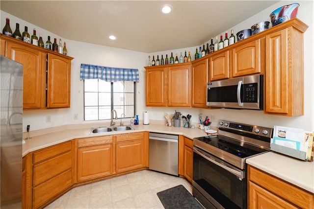 2120 W Billionaire Lane, Yucca, AZ 86438