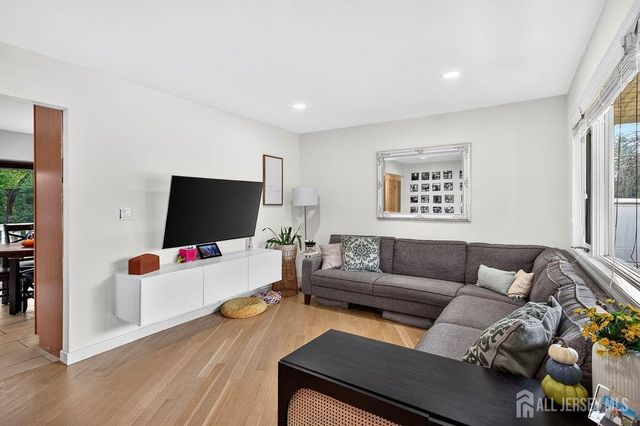 56 Rhode Island Drive, Jackson, NJ 08527