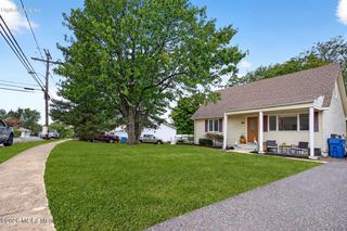 56 Rhode Island Drive, Jackson, NJ 08527