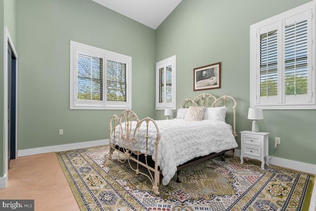 13 ROPE WALK RD, Upper Black Eddy, PA 18972