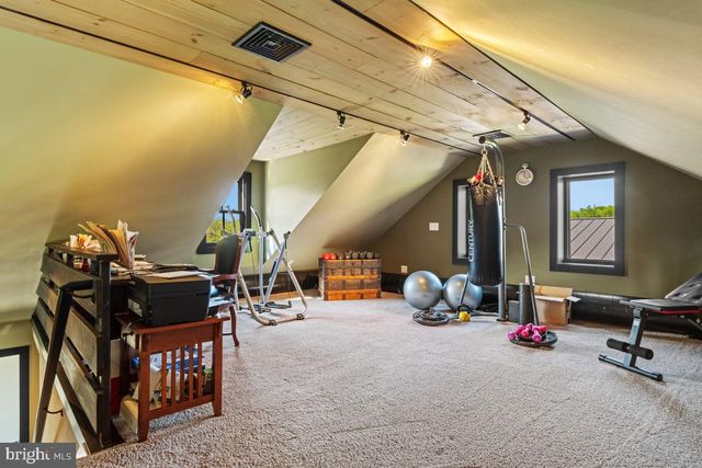 13 ROPE WALK RD, Upper Black Eddy, PA 18972