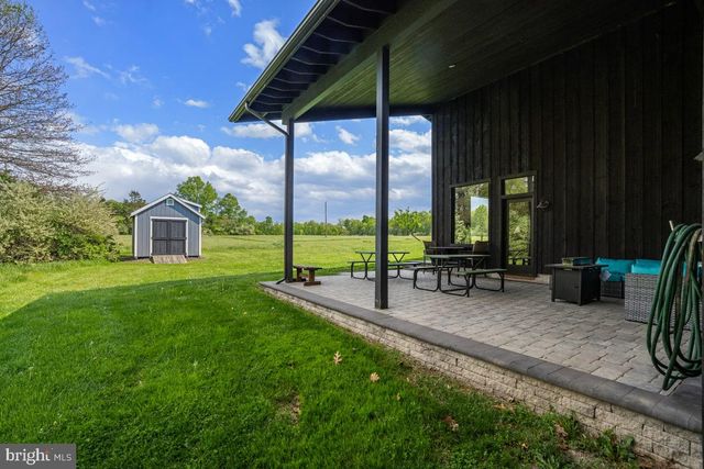 13 ROPE WALK RD, Upper Black Eddy, PA 18972