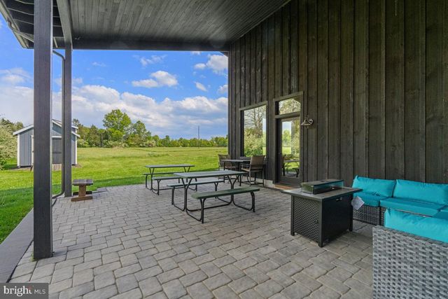 13 ROPE WALK RD, Upper Black Eddy, PA 18972