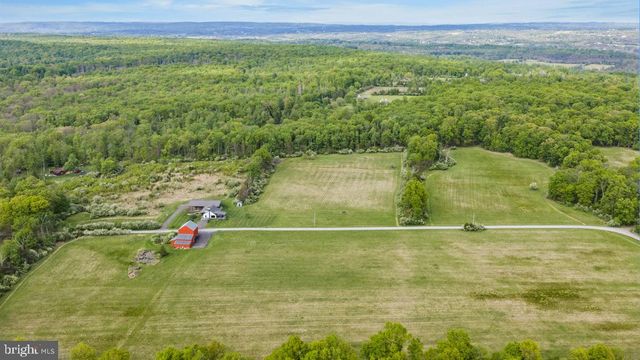 13 ROPE WALK RD, Upper Black Eddy, PA 18972