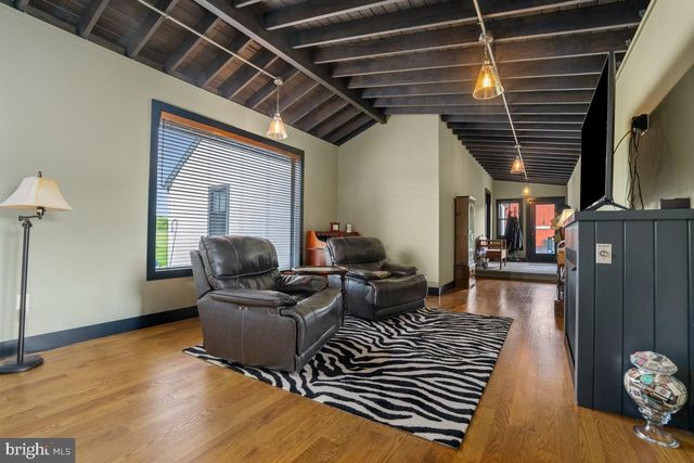 13 ROPE WALK RD, Upper Black Eddy, PA 18972