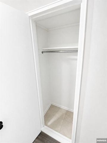 2160 Center Avenue 1J, Fort Lee, NJ 07024
