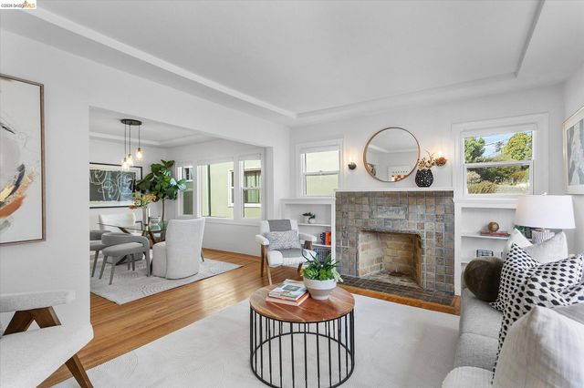 2739 Grande Vista Ave, Oakland, CA 94601