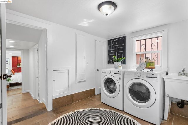 2739 Grande Vista Ave, Oakland, CA 94601