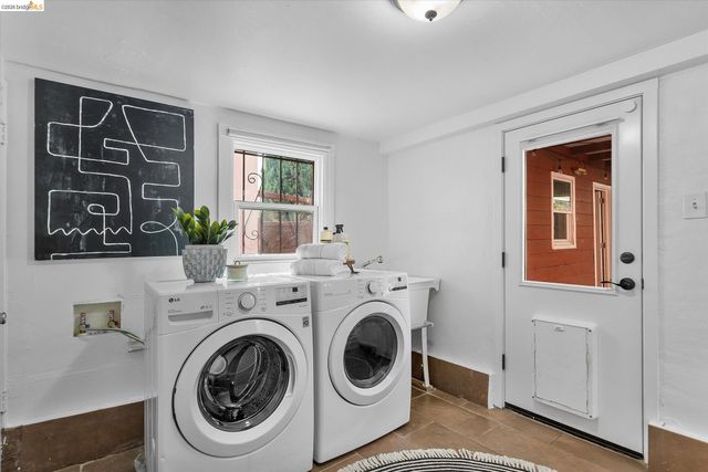 2739 Grande Vista Ave, Oakland, CA 94601