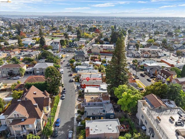 2739 Grande Vista Ave, Oakland, CA 94601