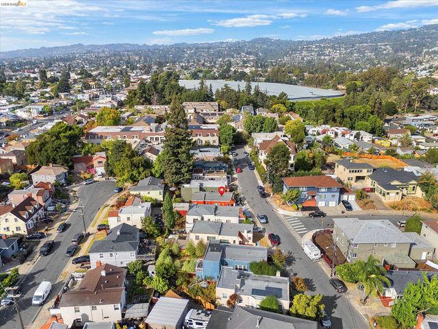 2739 Grande Vista Ave, Oakland, CA 94601