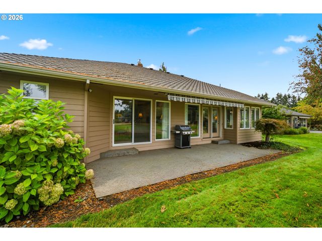 6137 HOGAN Dr, Keizer, OR 97303