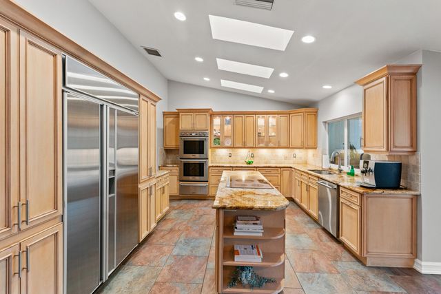 22829 Horse Shoe Way, Boca Raton, FL 33428