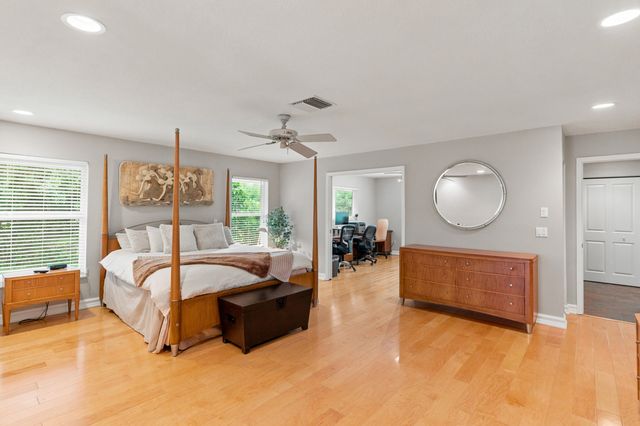 22829 Horse Shoe Way, Boca Raton, FL 33428