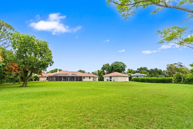 22829 Horse Shoe Way, Boca Raton, FL 33428