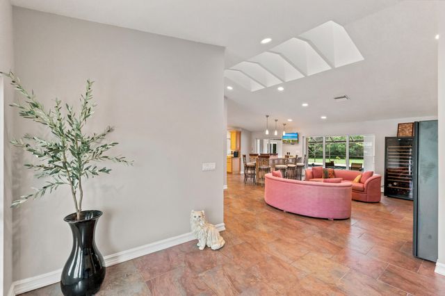 22829 Horse Shoe Way, Boca Raton, FL 33428