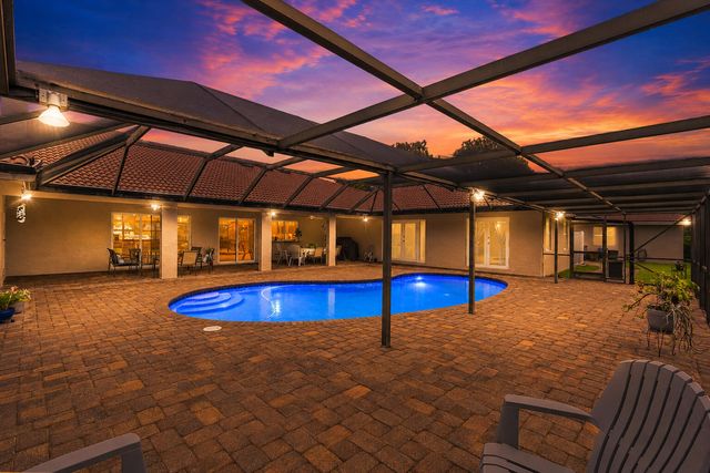 22829 Horse Shoe Way, Boca Raton, FL 33428
