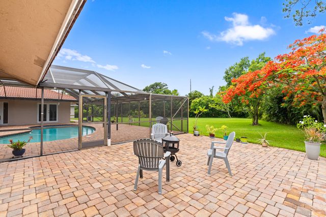 22829 Horse Shoe Way, Boca Raton, FL 33428
