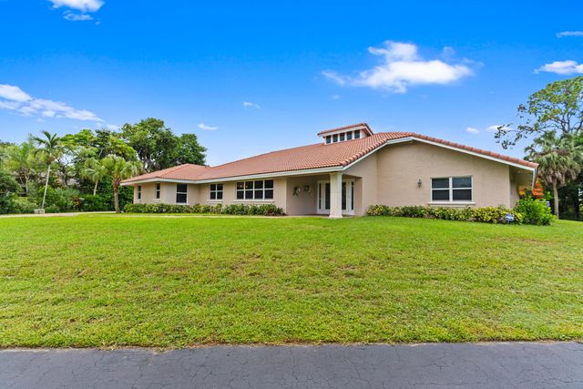 22829 Horse Shoe Way, Boca Raton, FL 33428
