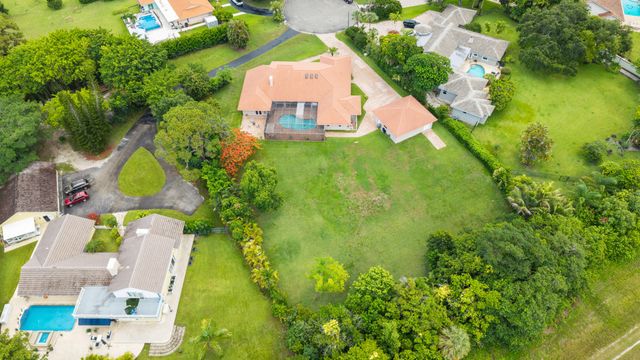 22829 Horse Shoe Way, Boca Raton, FL 33428