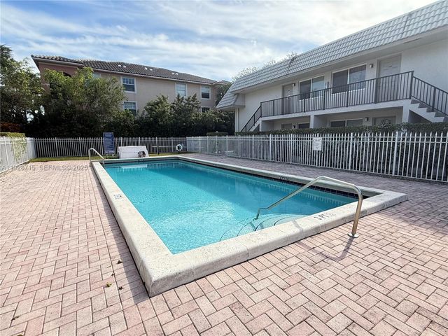 3253 NW 102nd Ter 3253, Coral Springs, FL 33065