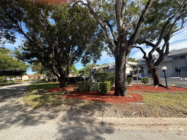 3253 NW 102nd Ter 3253, Coral Springs, FL 33065