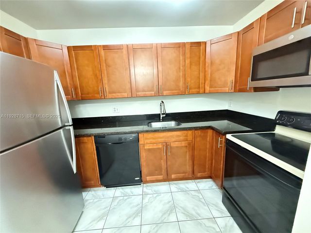 3253 NW 102nd Ter 3253, Coral Springs, FL 33065