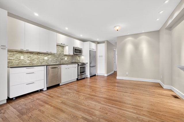 42 Clarendon Street 1, Boston, MA 02116