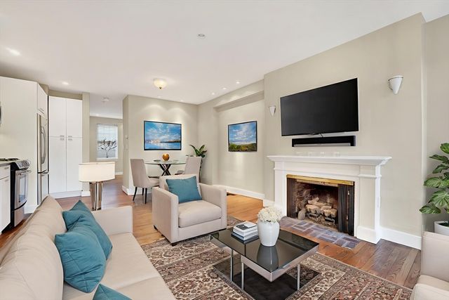 42 Clarendon Street 1, Boston, MA 02116