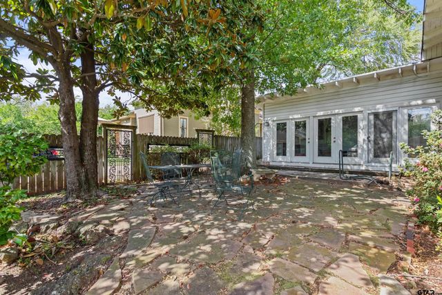 423 E Charnwood, Tyler, TX 75701