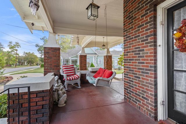 423 E Charnwood, Tyler, TX 75701