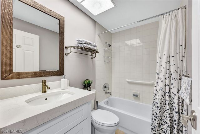 859 Tanbark DR 103, Naples, FL 34108