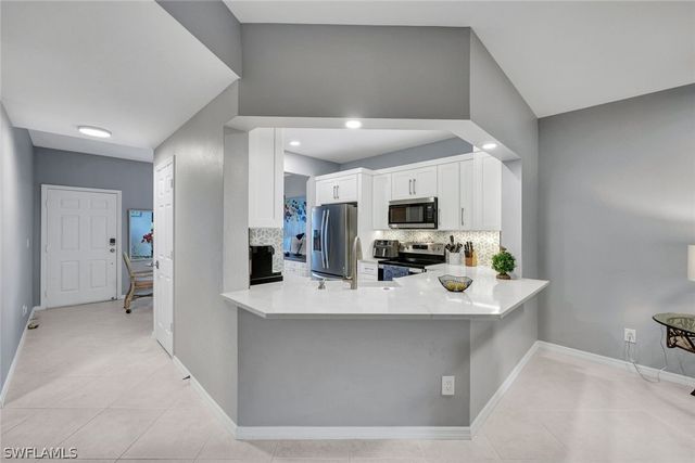 859 Tanbark DR 103, Naples, FL 34108