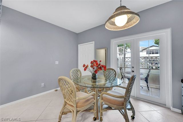 859 Tanbark DR 103, Naples, FL 34108