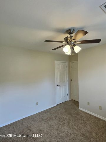 3910 Yosemite Drive, Ocean Springs, MS 39564