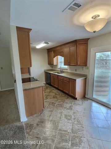 3910 Yosemite Drive, Ocean Springs, MS 39564