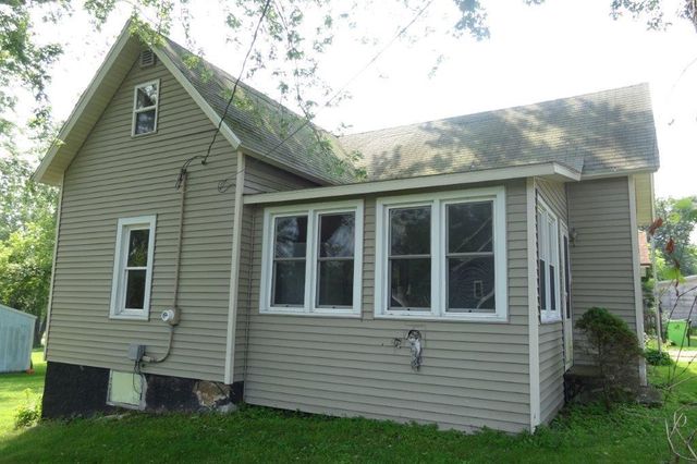110 E 9th Street, Neillsville, WI 54456
