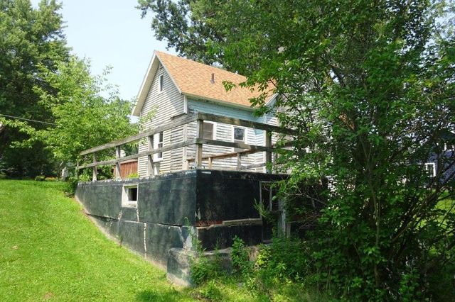 110 E 9th Street, Neillsville, WI 54456