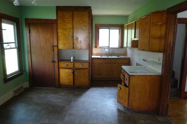 110 E 9th Street, Neillsville, WI 54456