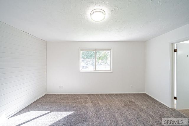 270 Eastview Drive, Idaho Falls, ID 83401