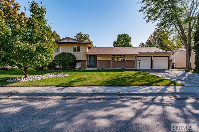 270 Eastview Drive, Idaho Falls, ID 83401